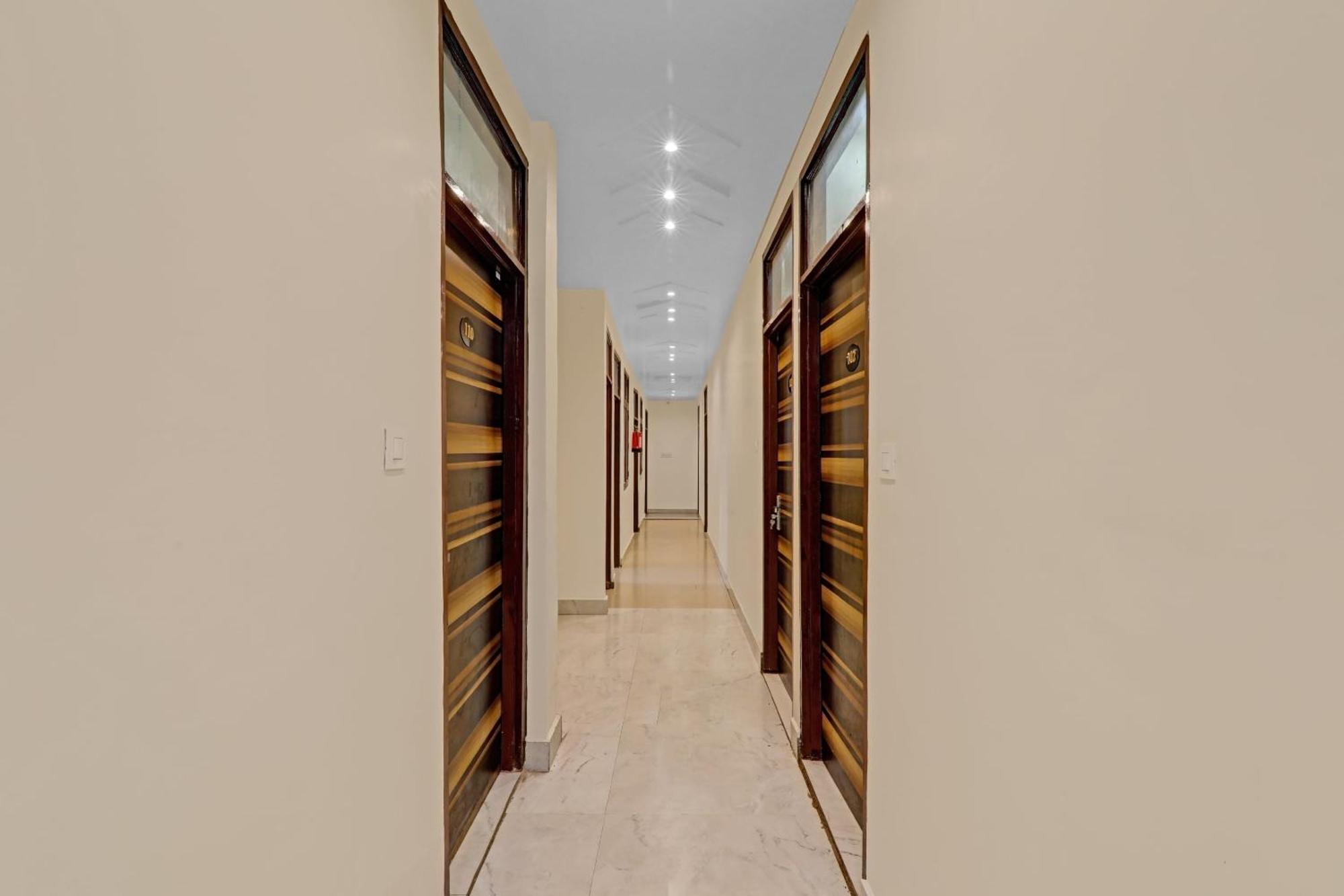 Collection O Hotel Marigold Kanpur Eksteriør billede